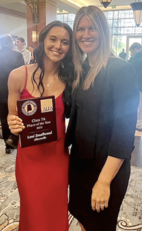 Smallwood wins 7A Player of the Year